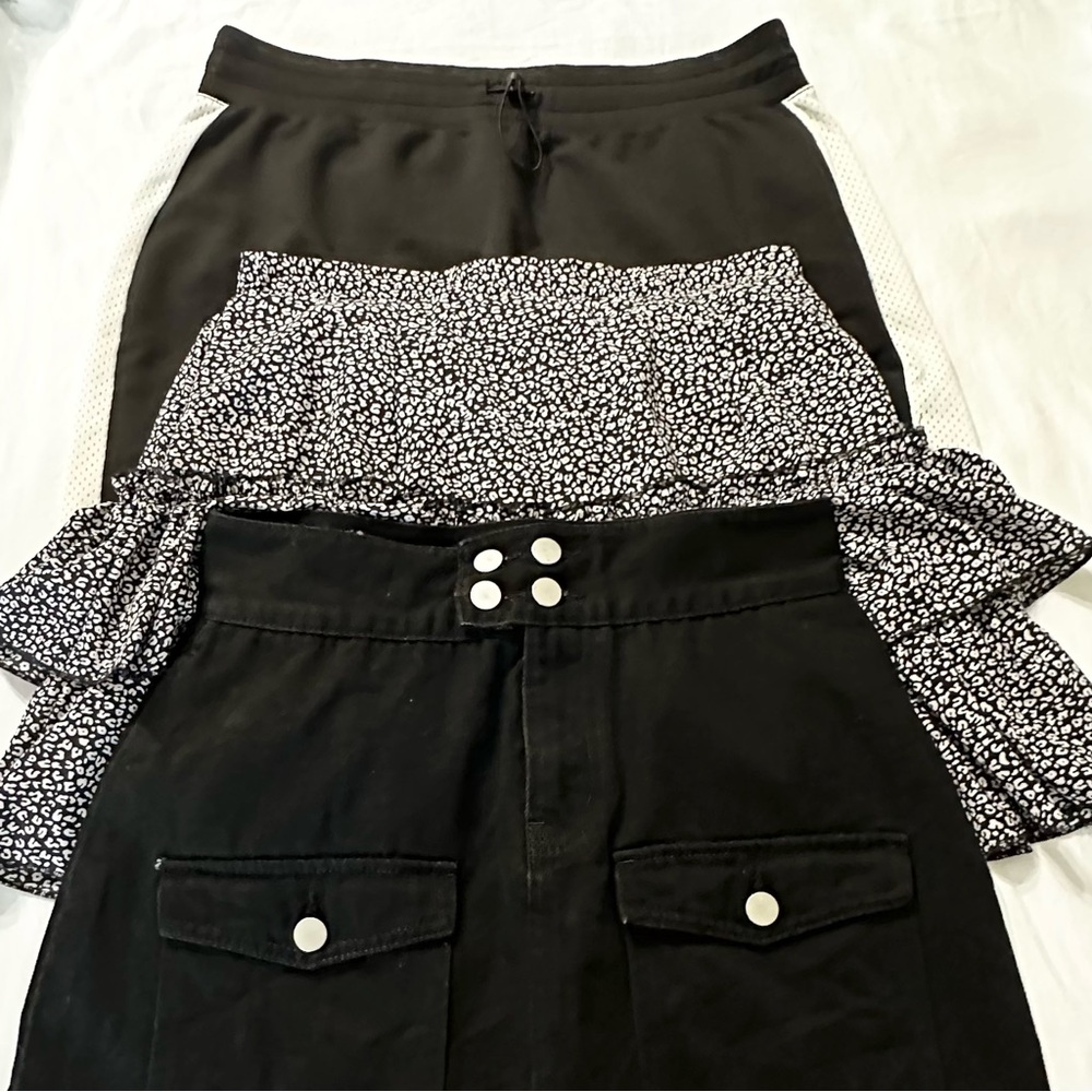 Skirts (3) bundle (Junior)
